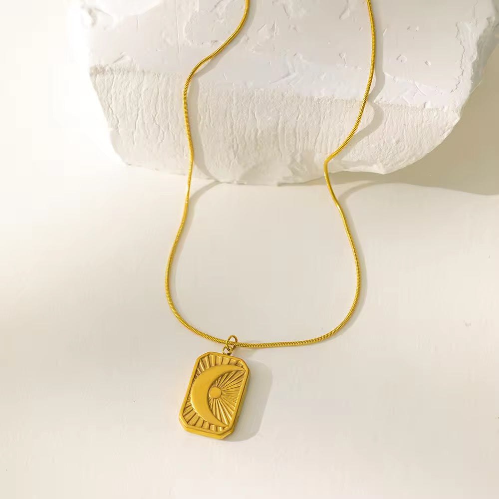 Joe Necklace