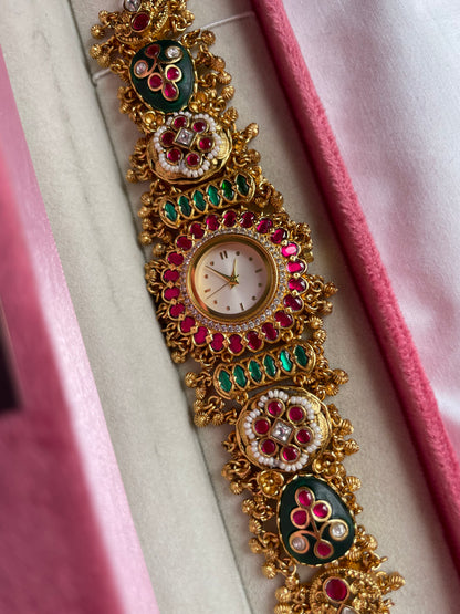 Noora Watch