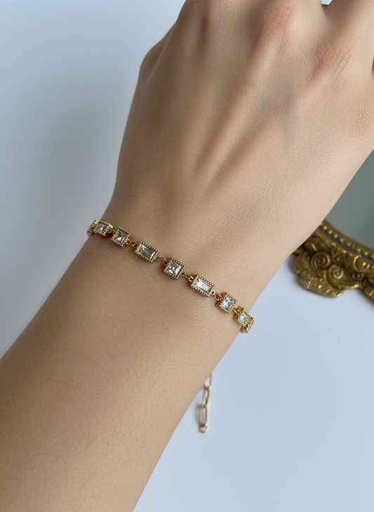 Kiya Bracelet