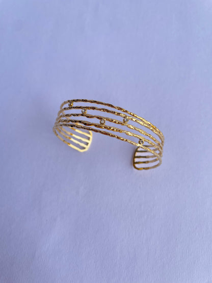 Ava Cuff