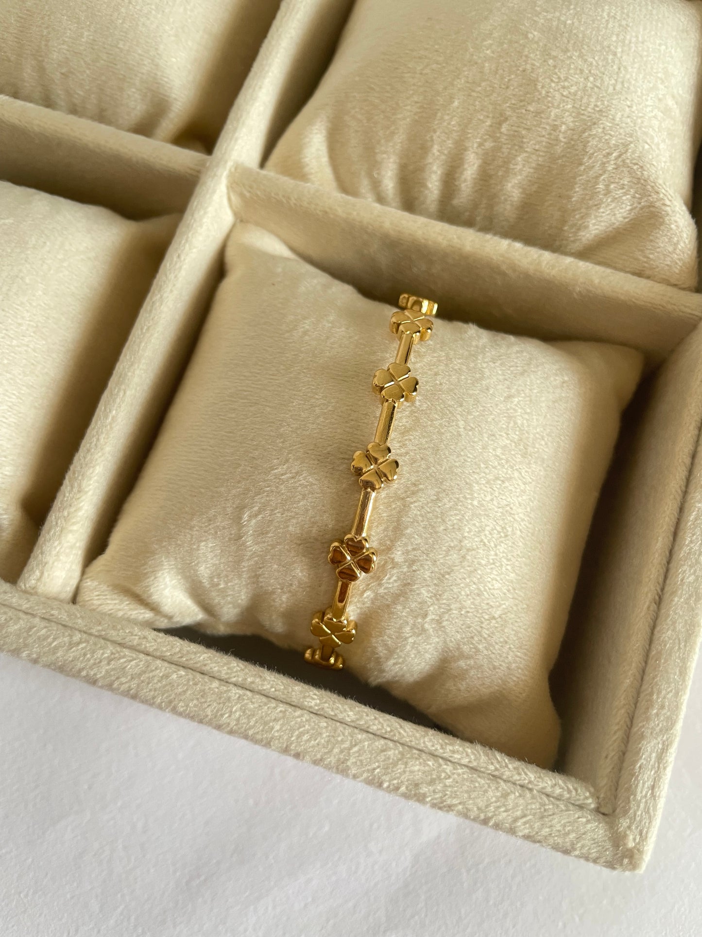 Flora Bracelet