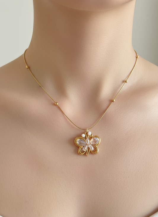 Bellafly Necklace