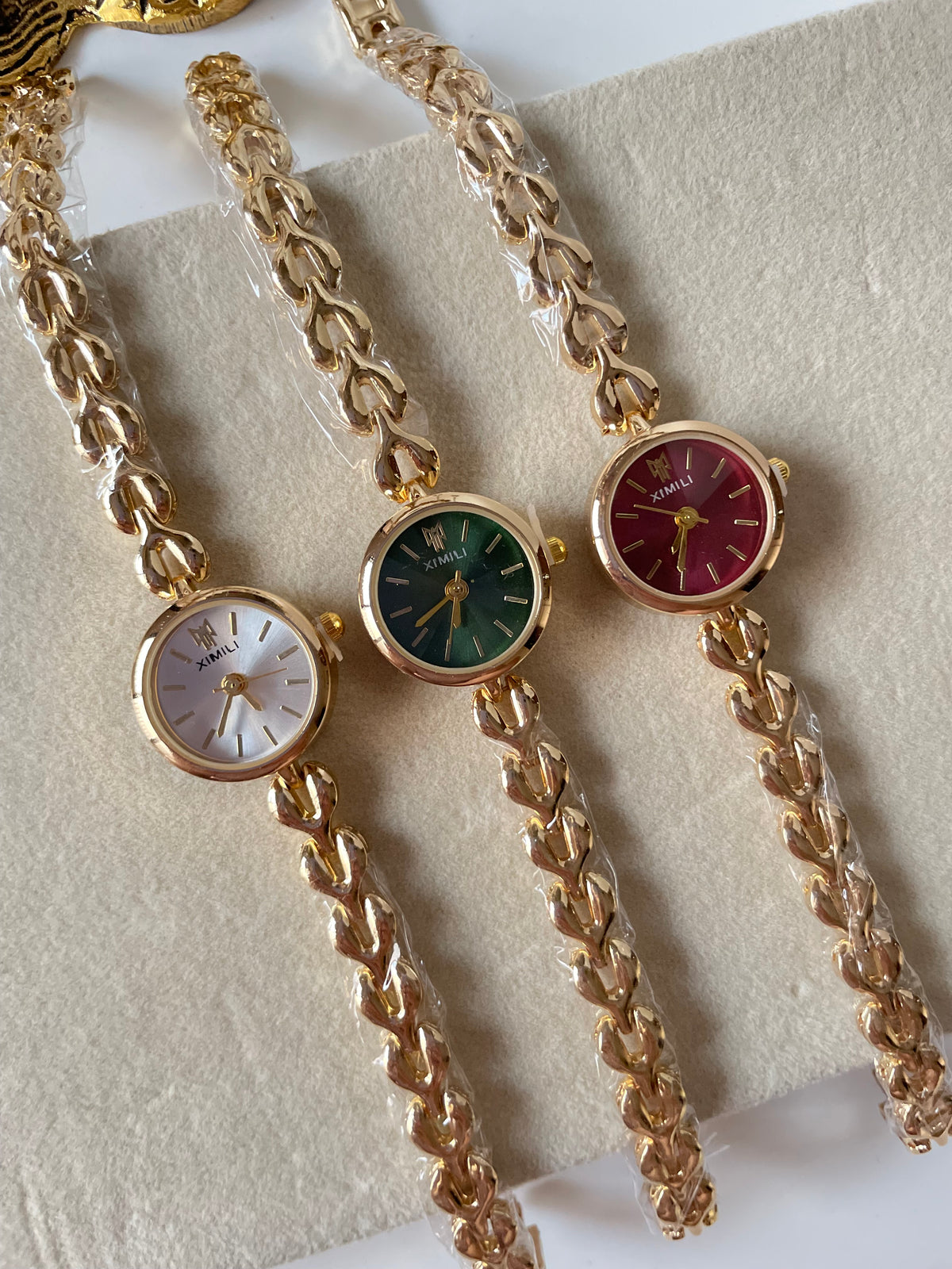 Bella watch