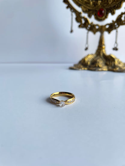 Farah Ring