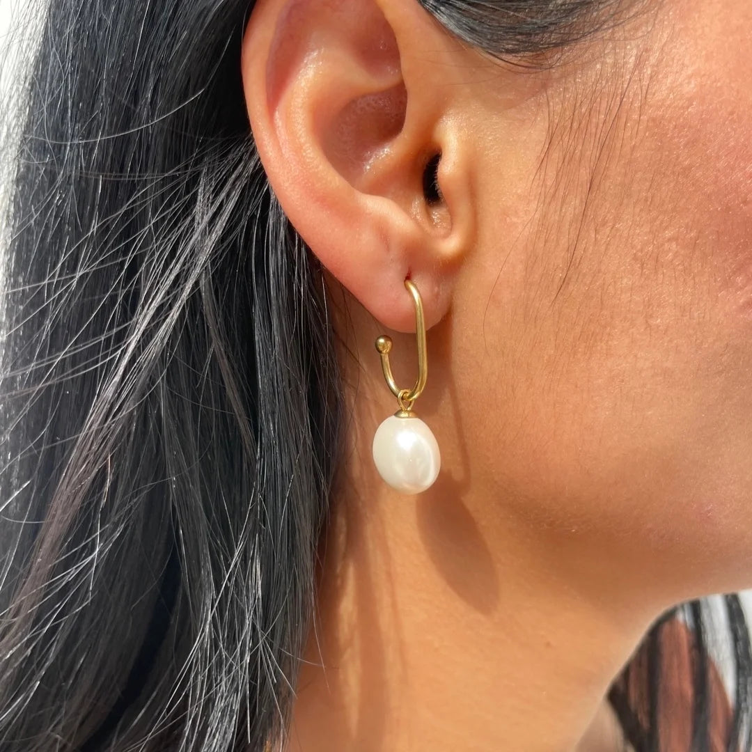 Kiya Pearl Hoops