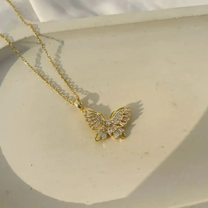 Queen B Necklace
